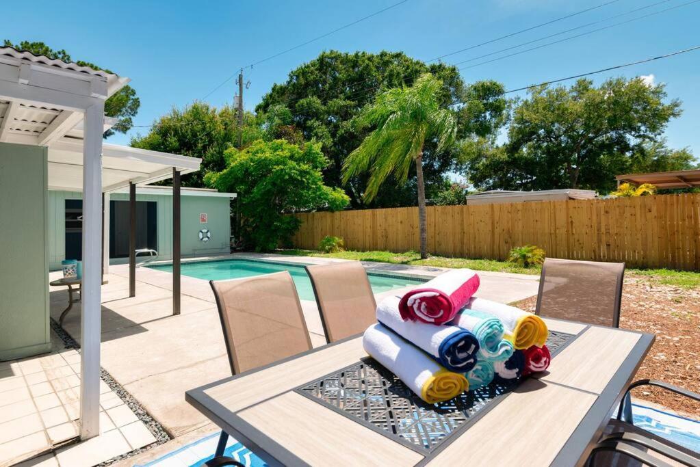 Relaxing Pool Home For Family Getaway Close To Tampa Zoo, Busch Gardens, Restaurants And Shopping! 외부 사진